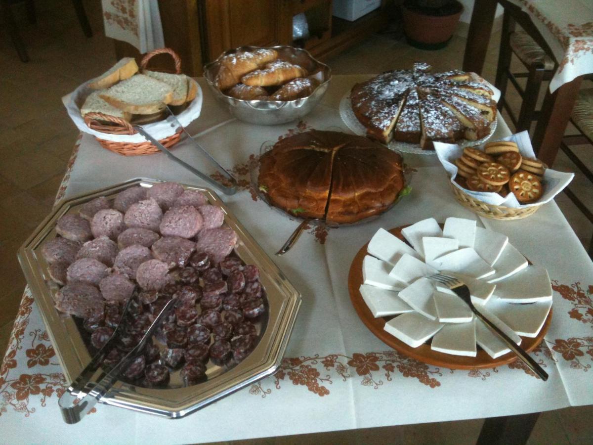 Il Casale San Martino Bed & Breakfast นอร์ชา ภายนอก รูปภาพ